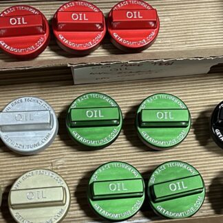 Blow-by retention cap (Oil cap) "OIL"